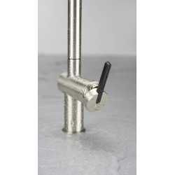 Deante bateria Momi stal szczotkowana z prostokątną wyciąganą wylewką "u"