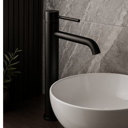 Bateria umywalkowa CASCADE model 2 BLACK