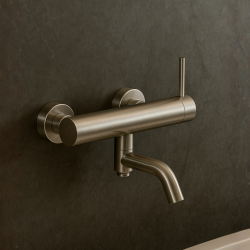 Bateria wannowa CASCADE model 1 INOX
