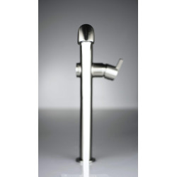 Elegancka Bateria Titanium z Prostokątną Wylewką - Klasa Premium