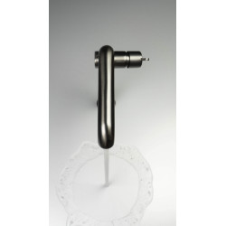 Elegancka Bateria Titanium z Prostokątną Wylewką - Klasa Premium