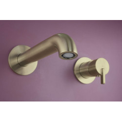 Elegancka Bateria Podtynkowa Złota - Nowoczesny Design z Precyzyjnym Mieszemaczem.