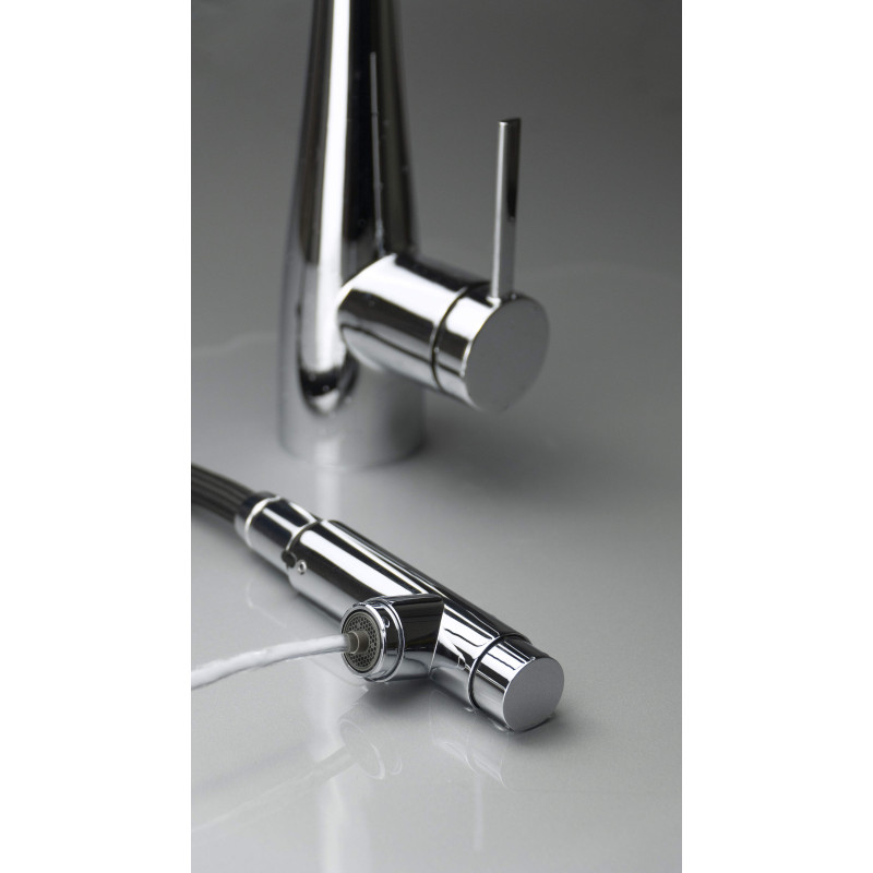 Bateria kuchenna chrom z filtrem do wody i wyciąganą wylewką - elegancja i funkcjonalność