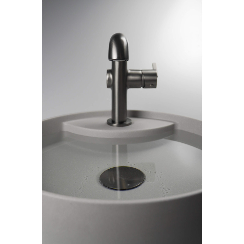 Granitowa umywalka nablatowa z antibakterialną powłoką i miejscem na baterię - szary metalik