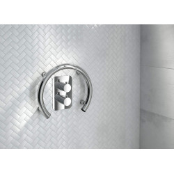 Podkowa Elegancji: Stylowy Uchwyt Ścienny z Polerowanej Stali 304