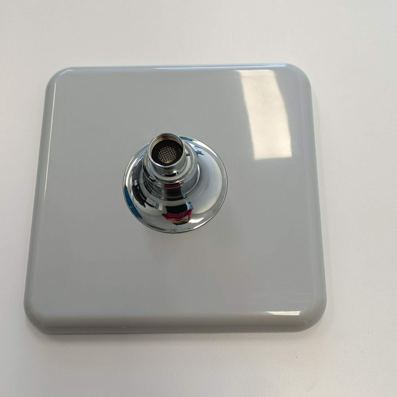 Kwadratowa Głowica Prysznicowa 200 mm z Chromowanym Wykończeniem - Elegancja i Funkcjonalność