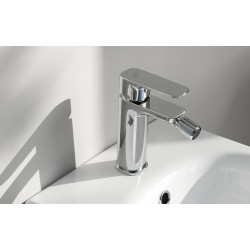 Lśniąca Bateria Bidetowa Larga w Stalowym Chromie - Styl i Funkcjonalność S951-380