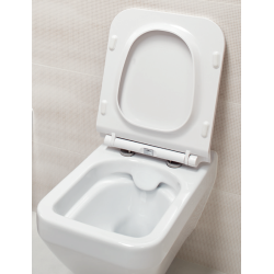 Nowoczesna toaleta wisząca CERSANIT Crea z deską wolnoopadającą, prostokątny design