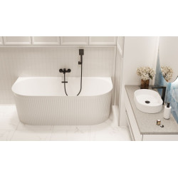 Elegancka wanna wolnostojąca INVENA GLAMOUR 170 cm z czarnym syfonem – stylowy akcent łazienki