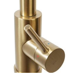 Złota Bateria Kuchenna REA Fresh z Wyciąganą Wylewką - Elegancja i Funkcjonalność