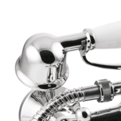 Elegancka bateria wannowa Invena ROMA z chromowanym zestawem natryskowym