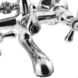 Elegancka bateria wannowa Invena ROMA z chromowanym zestawem natryskowym