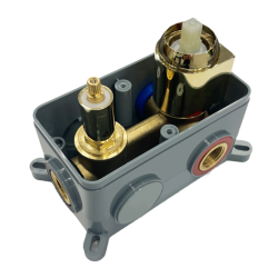 Nowoczesny Złoty Zestaw Natryskowy Moby z Boxem - Styl i Elegancja w Twojej Łazience