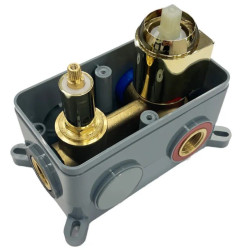 Nowoczesny Złoty Zestaw Natryskowy Moby z Boxem - Styl i Elegancja w Twojej Łazience