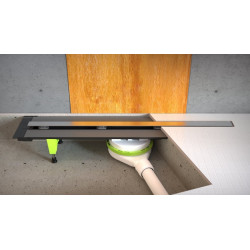 Elegancki Odpływ Liniowy EASY LINE Classic 700mm - Ruszt Szczotkowany dla Stylowych Łazienek