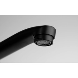 Bateria kuchenna ścienna nero - elegancja z obrotową wylewką na ścianę