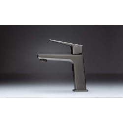 Bateria Umywalkowa Titanium Elegance - Nowoczesność i Trwałość dla Twojej Łazienki