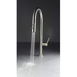 Kuchenna bateria z wyciąganą wylewką - stalowa elegancja i funkcjonalność!