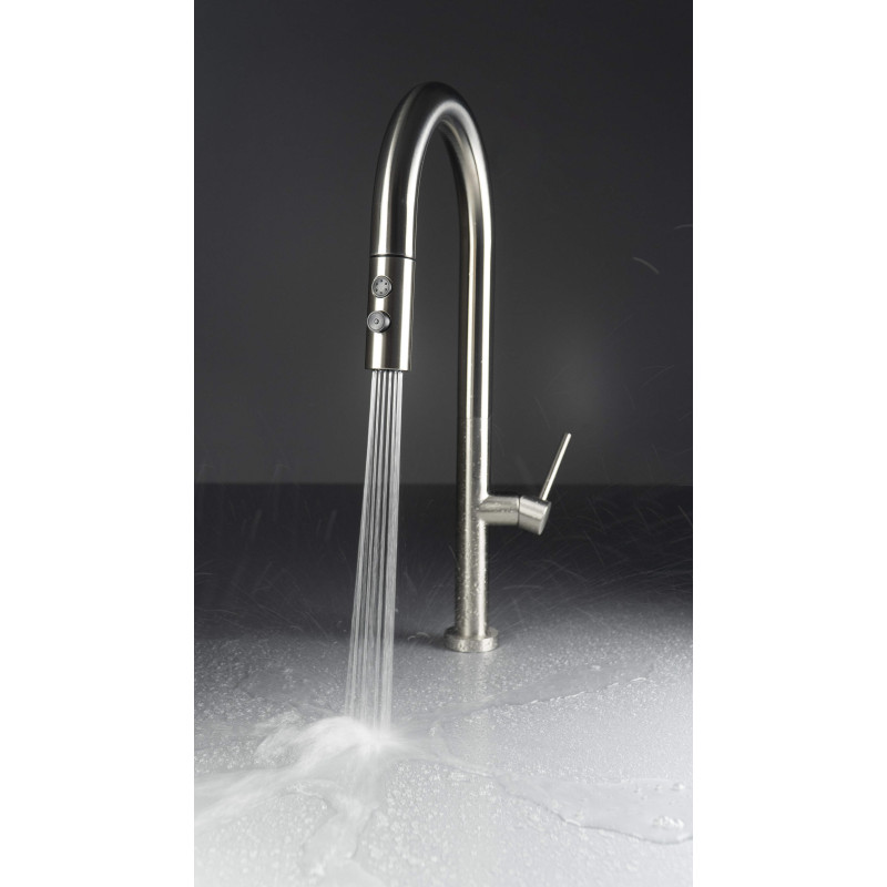 Kuchenna bateria z wyciąganą wylewką - stalowa elegancja i funkcjonalność!