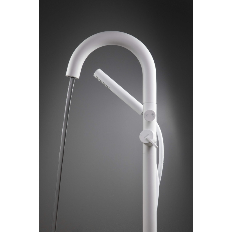 Wolnostojąca bateria wannowa alabaster z zestawem prysznicowym, styl i funkcjonalność w jednym!