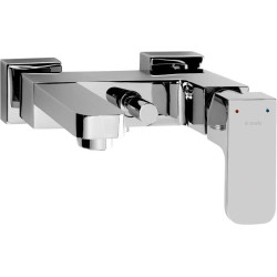 Chromowana Bateria Wannowa Ścienna - Elegancja i Wydajność w Twojej Łazience!