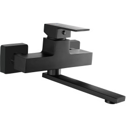 Czarna Bateria Kvadrato z Ruchomą Wylewką - Elegancja i Funkcjonalność na Miarę!