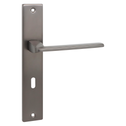 ZAMBIA klamka na szyldzie długim na klucz